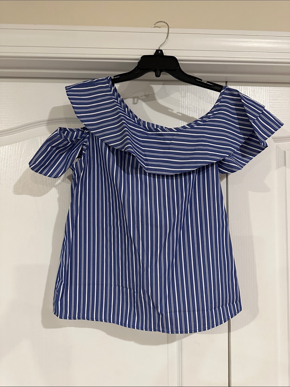 Pleione Blue\White Stripe Top Size S